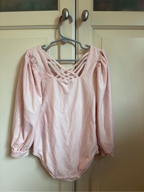 Cheeky Plum Pale Pink Crisscross Back Long-Sleeve Leo